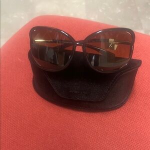 Black  tom ford Sunglasses with Case